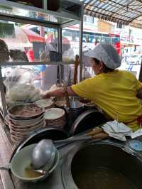 🍜 Noodle Soup with Beef Balls @ Thanadsri