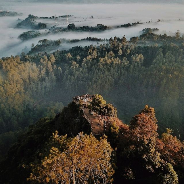 Keraton Cliff, Bandung