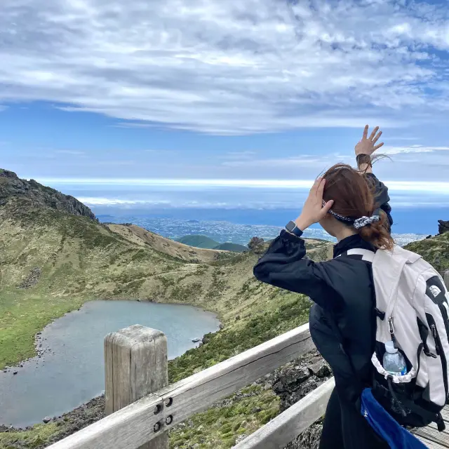 한라산의 맑은 백록담💙