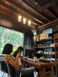 The barn coffee lab คาเฟ่โพธาราม