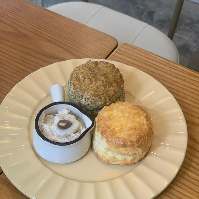 香港上環 旺中帶靜 味道與環境一流的 Cafe