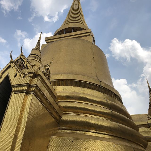 タイ旅行　一度は王宮を訪れてみよう