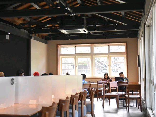 스벅덕후라면 놓칠 수 없는 이색 타이베이 스벅매장, 차오샨먼시점 草山門市店