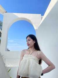 คาเฟ่สไตล์มินิมอลริมหาดแสงจันทร์🌊