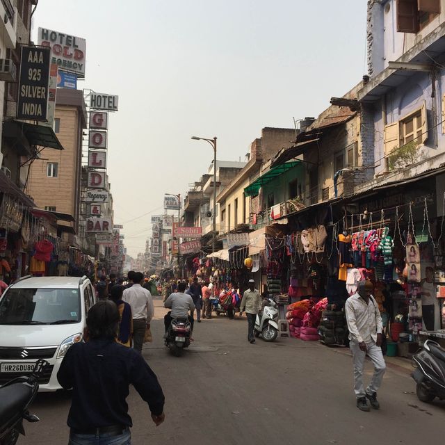 วิธีหลีกเลี่ยงคนเข้ามาตื๊อที่ย่าน Paharganj