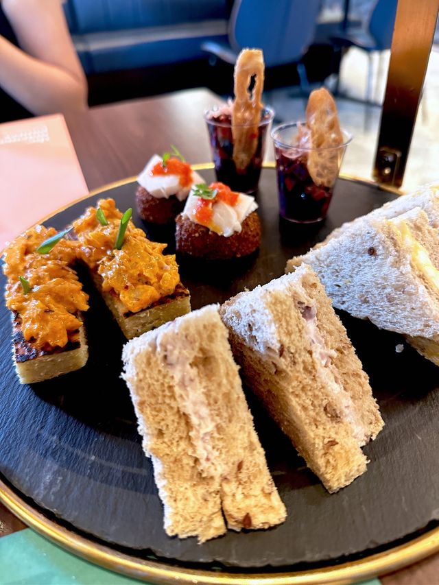 Afternoon tea for 2 at $78 💐😍🫖