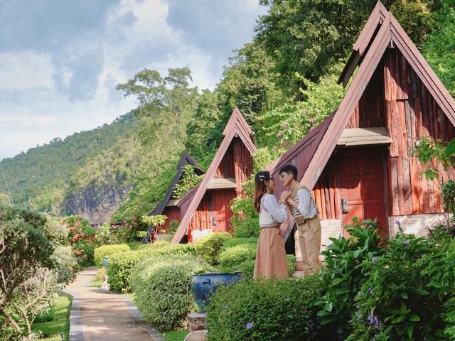 ที่พักน่ารักๆ ริมทางรถไฟ สวนไทรโยครีสอร์ท