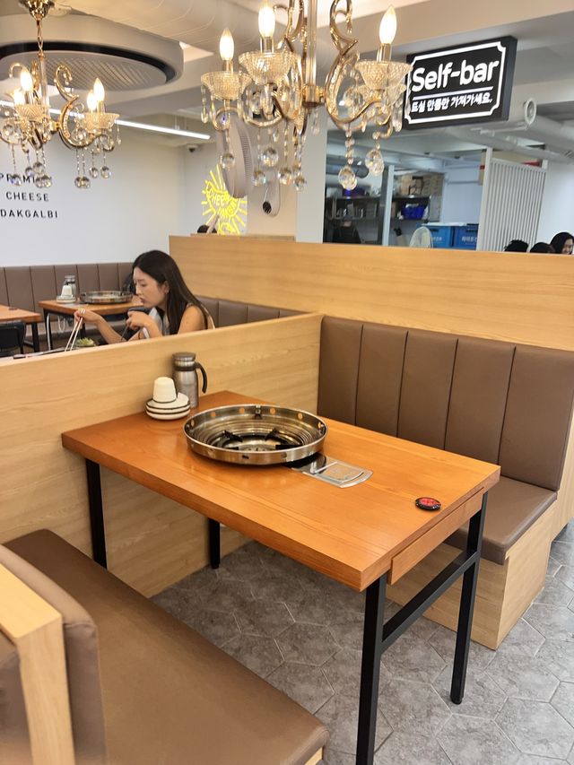 〖 ソウル・明洞〗のびーるチーズが最高!!絶品ダッカルビ専門店🙌