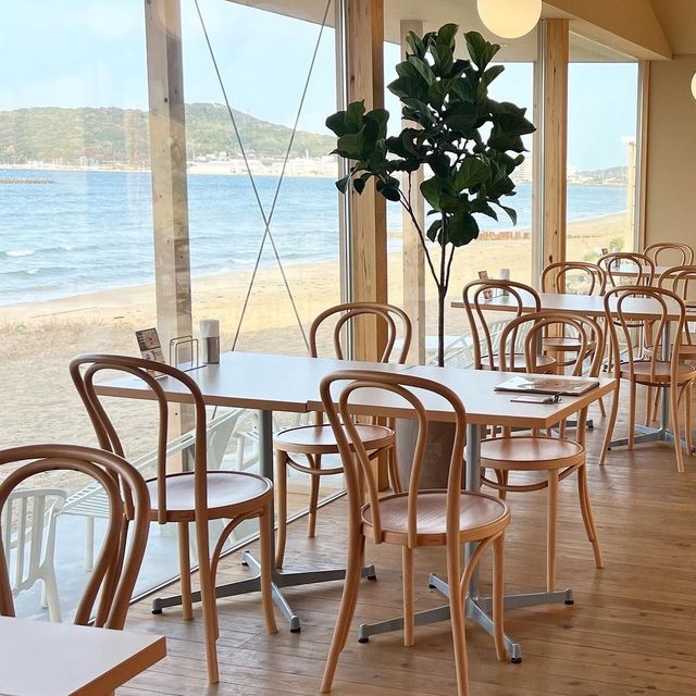 【福岡グルメ】目の前は海辺！夏だけではなく冬の海も楽しめるカフェダイナー