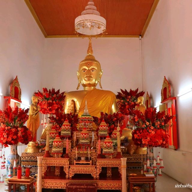 นั่งเรือ ไหว้พระ นั่งชิลล์คาเฟ่ คลองอ้อมนนท์