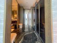深圳康萊德酒店：豪華客房，服務一流，頂級住宿首選！