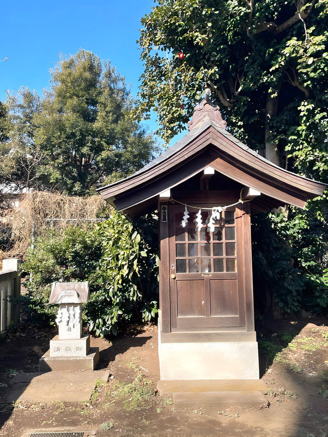 【北町愛宕神社/東京都】五日市街道沿いにあり欅が並ぶ