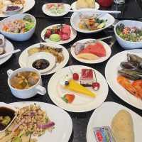 บัฟเฟตต์ seafood มื้อกลางวัน โรงแรมสุขุมวิท