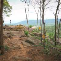 จุดชมวิวผาแดง อช.ตราพระยา