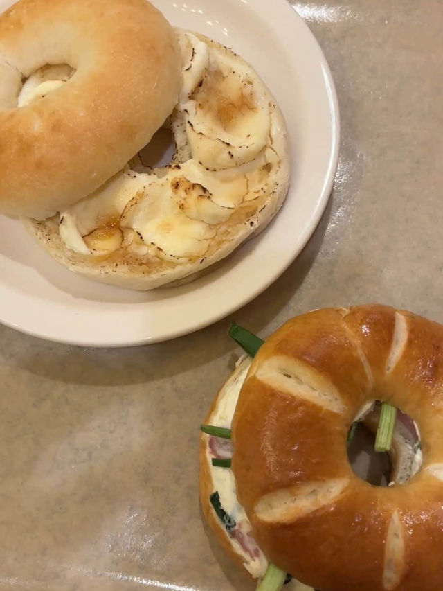 홍대에서 뉴욕 분위기 느끼기🥯