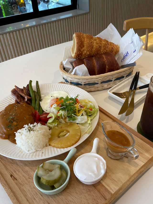 🥖한국 할머니가 직접 만드시는 체코 전통 굴뚝빵 아시나요?