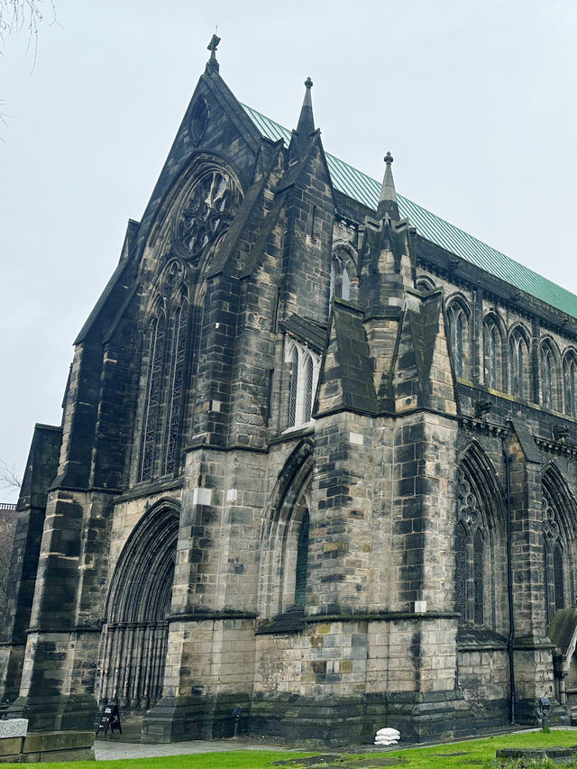 🏴󠁧󠁢󠁳󠁣󠁴󠁿 Awe-Inspiring Visit to Glasgow Cathedral 