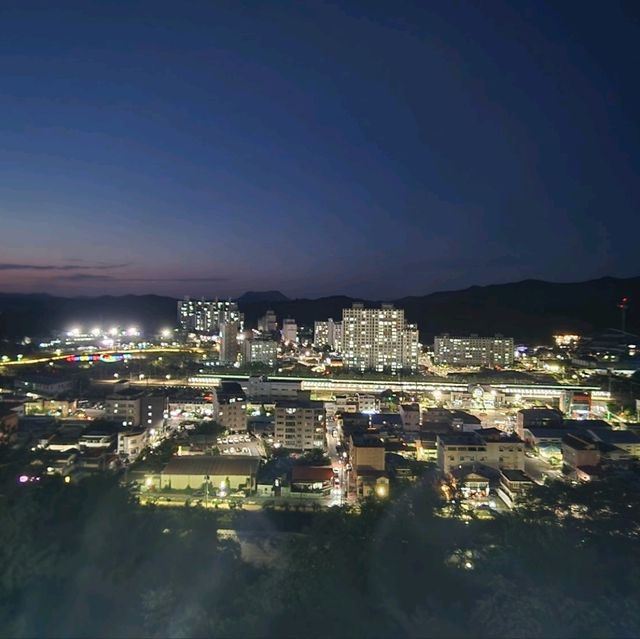 대한민국의 하롱베이~산과 물, 대나무숲, 바람, 야경, 와인동굴