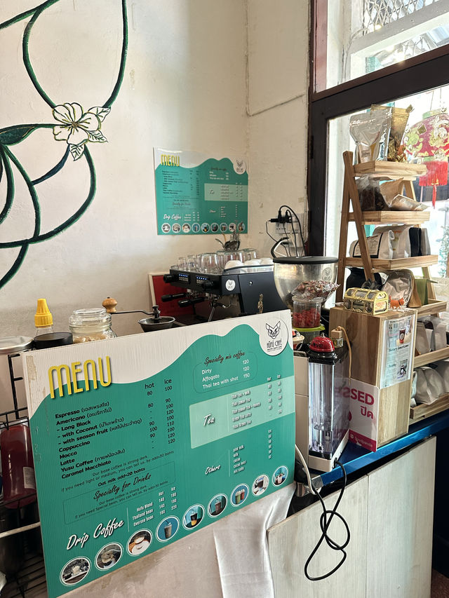 📍HuFu Cafe คาเฟ่สุดลับใจกลางเยาวราช