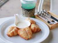 ทานกาแฟริมน้ำที่ Winkin Scintilla 
