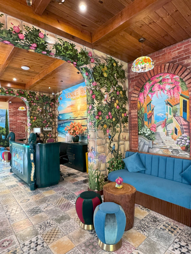 Great location, Venice Hotel