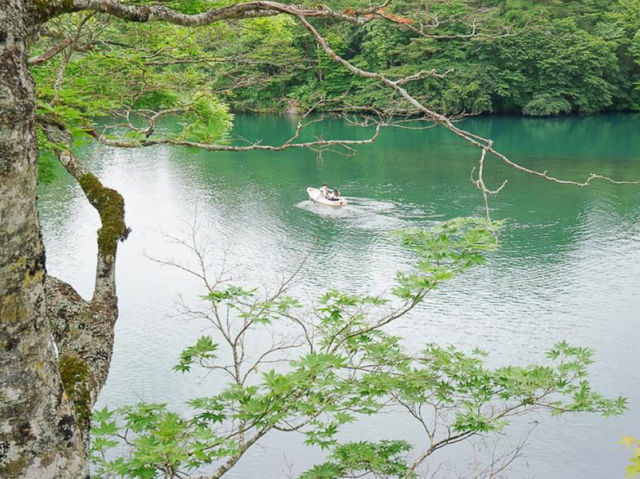 「福島大內宿，特色美食與磐梯山溫泉酒店的饗宴」