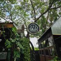 📌🏡🌷 บ้าน ๑,๐๐๐ ไม้ cafe & farm