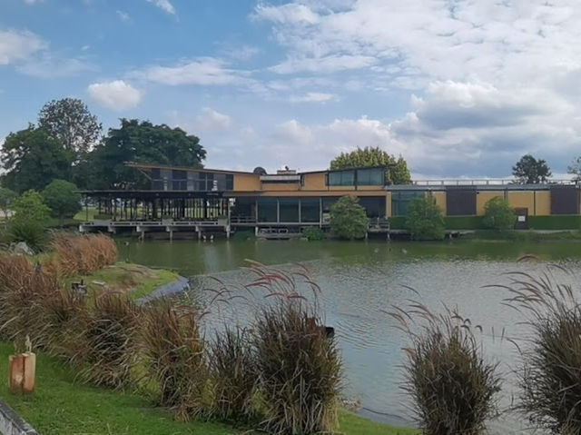  🏕️📍Rancho Charnvee Resort and Country Club