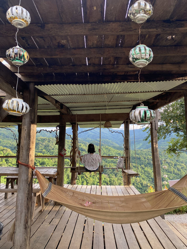 ม่อนแม่เติ๊กแคมป์ปิ้ง | จ.แพร่ 🏡⛰️🌦️🌳