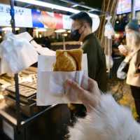 พาไปส่อง Street Food เมียงดง🇰🇷กันค่ะ[Myeongdong]