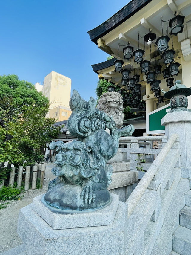 【大阪府:難波】大阪観光で一度は行ってほしい難波八阪神社！