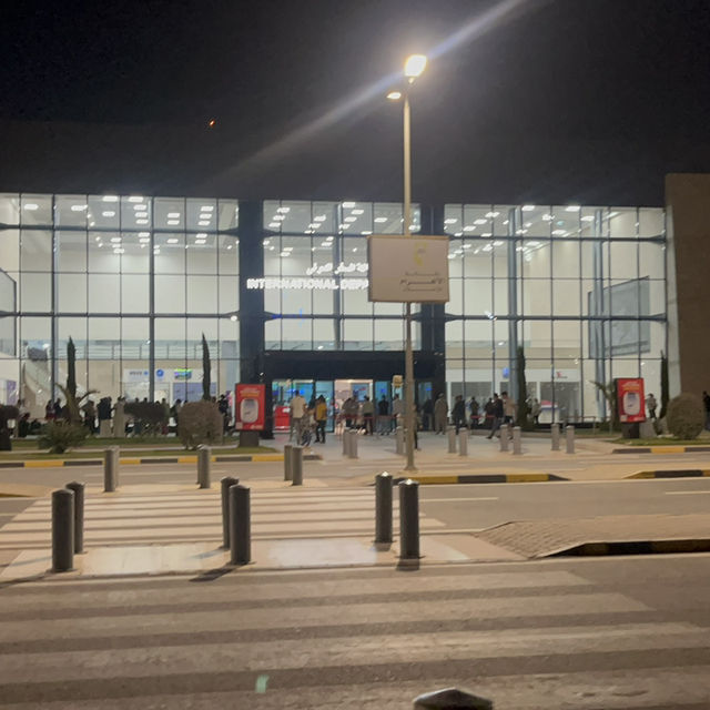 항공권이 저렴한 스핑크스 공항 ✈️