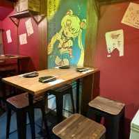 【大阪・梅田】焼鳥や炭焼きが旨いレトロな居酒屋「純酒場 オキタヤ 梅田店」