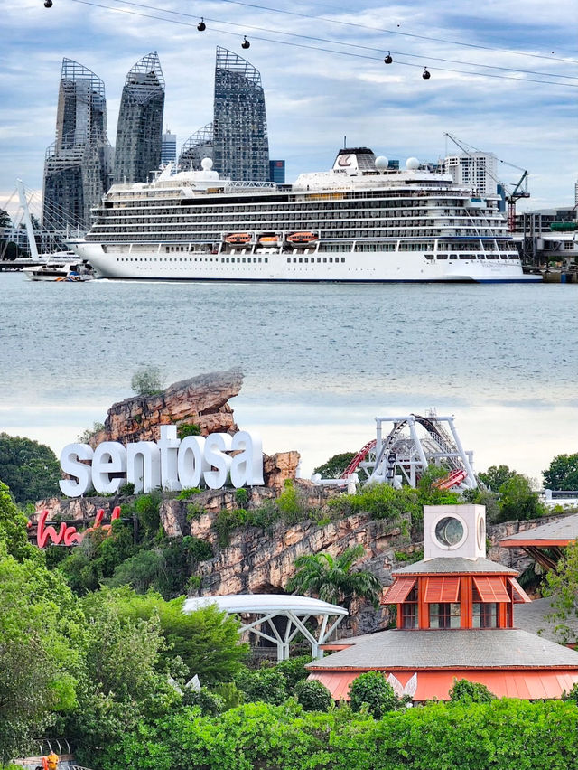 Strolling Through Sentosa Boardwalk: A Scenic Escape