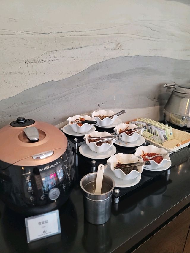 조식은 꼭 먹어줘야하는 강릉 가성비호텔💛