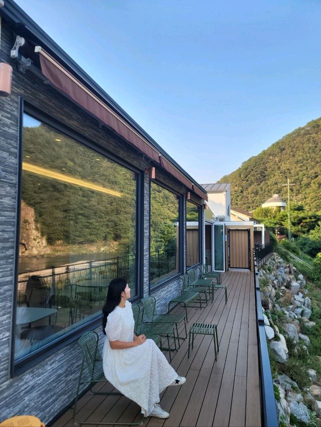 문경에서 만나는 한적한 절벽뷰 감성카페💚