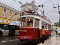 葡萄牙🇵🇹里斯本｜商業廣場和紅色電車 😍