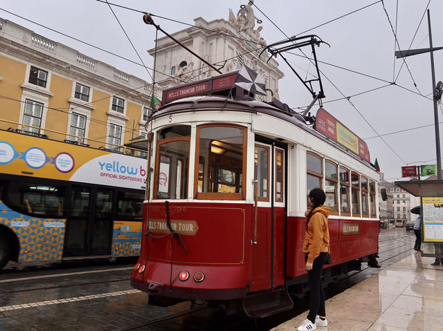 葡萄牙🇵🇹里斯本｜商業廣場和紅色電車 😍