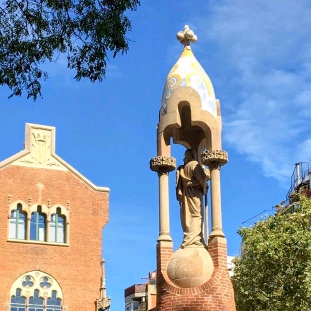 巴塞隆納-宛如美術館一般的醫院：聖十字保羅醫院