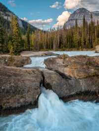 A Guide to Chasing Waterfalls in Yoho National Park