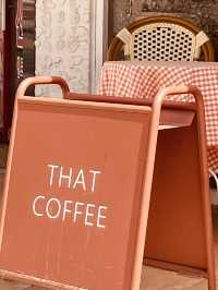That Coffee: Cozy and Delicious Spot in Mapo ☕🍰