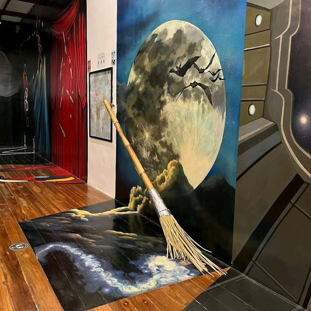 Funtasy House Trick Art