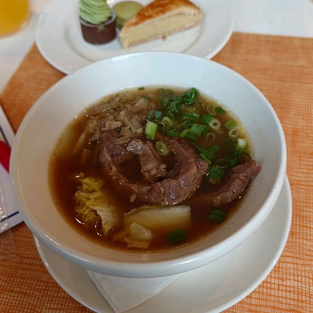 台北美福大飯店，彩匯午餐