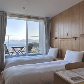 Naoshima Muji-style My lodge B&B.