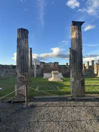 화산재에 덮인 채 멈춰버린 도시, 폼페이 🇮🇹🏛️