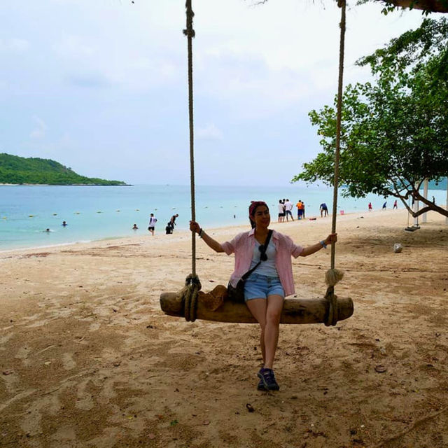 ⛱️ เกาะแสมสาร