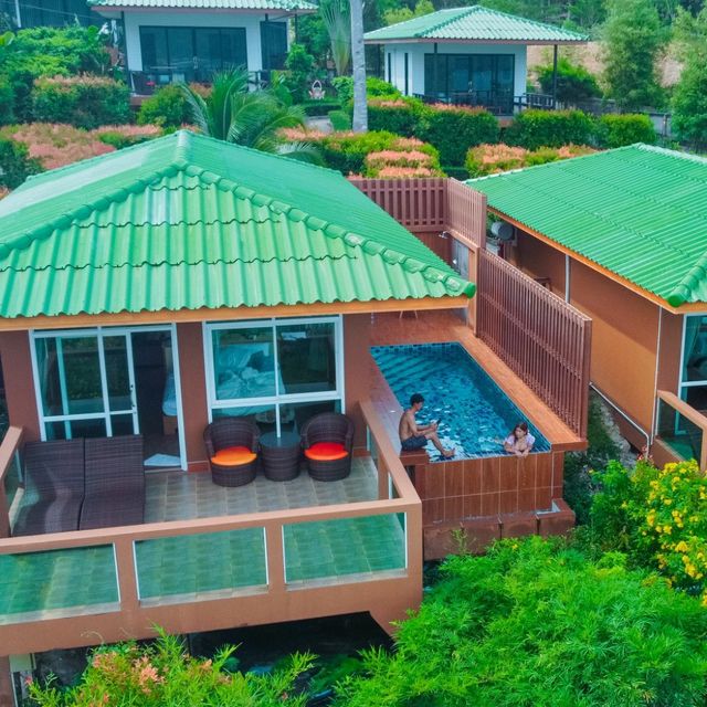 Mountain Resort  ที่พักเกาะหลีเป๊ะ 