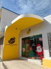 Mango-themed Desserts at Ta-Kra Fruit Cafe in Hat Yai