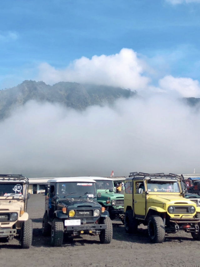 JOURNEY TO THE CLOUDS | EXPLORING THE WONDERS OF MOUNT BROMO