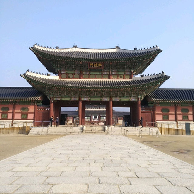 🇰🇷 Stepping Back in Time: Gyeongbokgung Palace, the Heart of the Joseon Dynasty